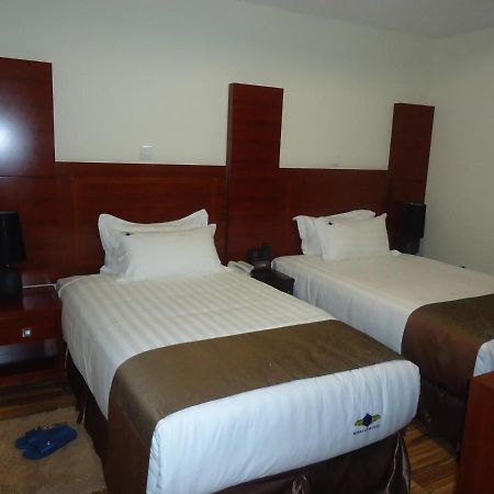 Miracle Hotel Addis Abeba Zewnętrze zdjęcie