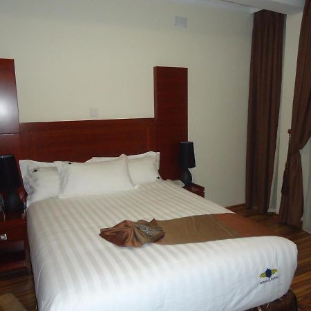 Miracle Hotel Addis Abeba Zewnętrze zdjęcie
